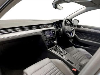 VOLKSWAGEN PASSAT 1.4 TSI 13kWh GTE Estate 5dr Petrol Plug-in Hybrid DSG Euro 6 (s