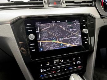 VOLKSWAGEN PASSAT 1.4 TSI 13kWh GTE Estate 5dr Petrol Plug-in Hybrid DSG Euro 6 (s