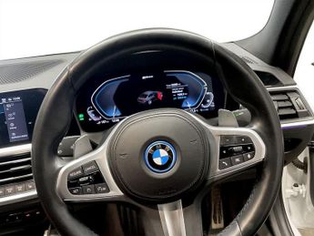 BMW 3 SERIES 2.0 330e 12kWh M Sport Saloon 4dr Petrol Plug-in Hybrid Auto xDr