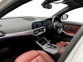 BMW 3 SERIES 2.0 330e 12kWh M Sport Saloon 4dr Petrol Plug-in Hybrid Auto xDr