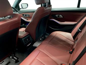 BMW 3 SERIES 2.0 330e 12kWh M Sport Saloon 4dr Petrol Plug-in Hybrid Auto xDr