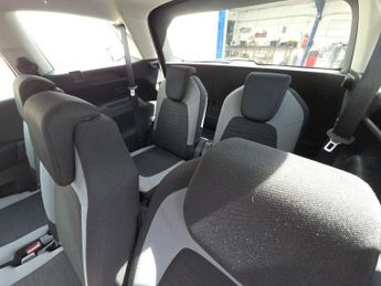 CITROEN GRAND C4 PICASSO 1.6 BlueHDi Exclusive+ MPV 5dr Diesel EAT6 Euro 6 (s/s) (120 ps)