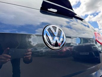 VOLKSWAGEN GOLF 2.0 TDI BlueMotion Tech GTD Hatchback 5dr Diesel DSG Euro 6 (s/s