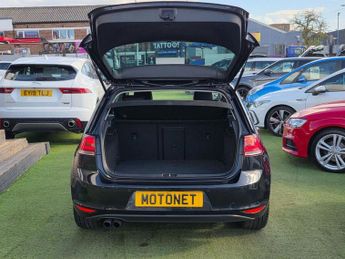 VOLKSWAGEN GOLF 2.0 TDI BlueMotion Tech GT Hatchback 5dr Diesel DSG Euro 5 (s/s)
