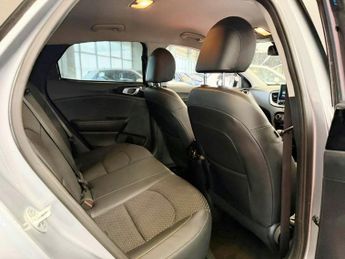 KIA XCEED 1.4 T-GDi 3 SUV 5dr Petrol DCT Euro 6 (s/s) (138 bhp)