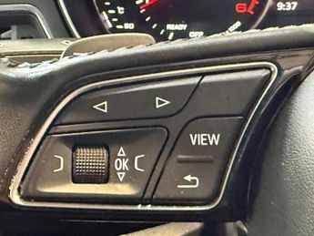 AUDI A4 AVANT 2.0 TDI ultra Sport Estate 5dr Diesel S Tronic Euro 6 (s/s) (190