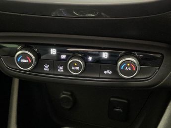 VAUXHALL CROSSLAND X 1.2 Turbo Elite SUV 5dr Petrol Auto Euro 6 (s/s) (130 ps)