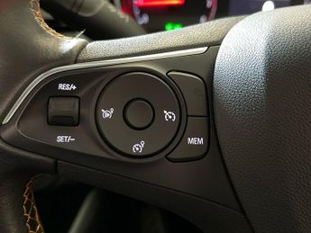 VAUXHALL CROSSLAND X 1.2 Turbo Elite SUV 5dr Petrol Auto Euro 6 (s/s) (130 ps)