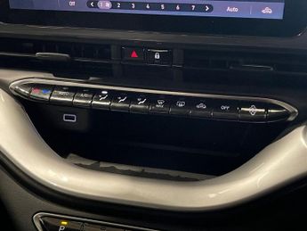 FIAT 500E 42kWh Icon Hatchback 3dr Electric Auto (118 ps)