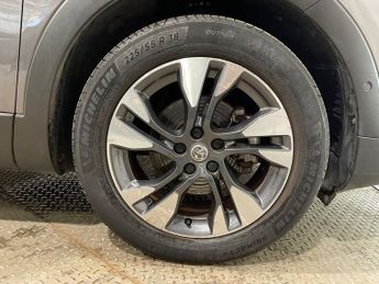 VAUXHALL GRANDLAND X 1.2 Turbo SRi Nav SUV 5dr Petrol Auto Euro 6 (s/s) (130 ps)