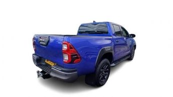 TOYOTA HI-LUX 2.8 D-4D Invincible X Pickup Double Cab 4dr Diesel Auto 4WD Euro