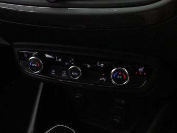 VAUXHALL CROSSLAND 1.2 Turbo Ultimate SUV 5dr Petrol Auto Euro 6 (s/s) (130 ps)