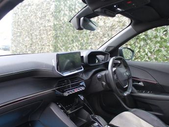 PEUGEOT E-2008 50kWh GT Premium SUV 5dr Electric Auto (136 ps)