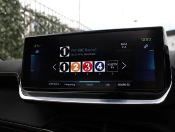 PEUGEOT E-2008 50kWh GT Premium SUV 5dr Electric Auto (136 ps)