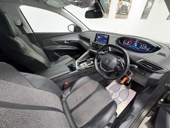 PEUGEOT 3008 1.2 PureTech GPF Allure SUV 5dr Petrol EAT Euro 6 (s/s) (130 ps)