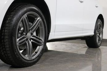 AUDI Q5 2.0 TDI S line Plus SUV 5dr Diesel S Tronic quattro Euro 5 (s/s)