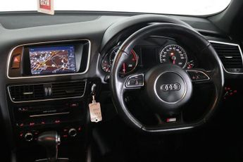 AUDI Q5 2.0 TDI S line Plus SUV 5dr Diesel S Tronic quattro Euro 5 (s/s)