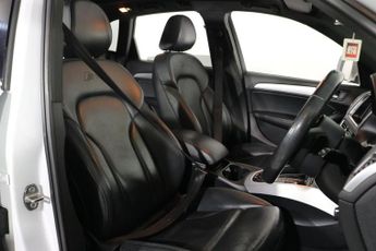 AUDI Q5 2.0 TDI S line Plus SUV 5dr Diesel S Tronic quattro Euro 5 (s/s)