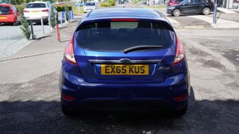 FORD FIESTA 1.5 TDCi ECOnetic Titanium Hatchback 5dr Diesel Manual Euro 6 (s