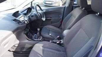 FORD FIESTA 1.5 TDCi ECOnetic Titanium Hatchback 5dr Diesel Manual Euro 6 (s