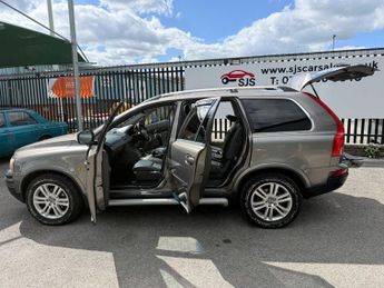 VOLVO XC90 2.4 D5 SE Lux SUV 5dr Diesel Geartronic AWD (224 g/km, 182 bhp)