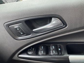FORD GRAND TOURNEO CONNECT 1.5 EcoBlue Titanium MPV 5dr Diesel Auto Euro 6 (s/s) (120 ps)