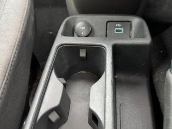 FORD GRAND TOURNEO CONNECT 1.5 EcoBlue Titanium MPV 5dr Diesel Auto Euro 6 (s/s) (120 ps)