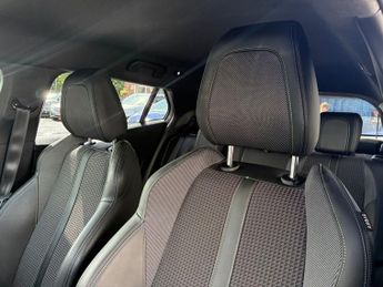 PEUGEOT E-2008 50kWh GT SUV 5dr Electric Auto (7kW Charger) (136 ps)