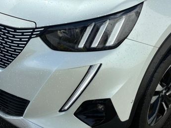 PEUGEOT E-2008 50kWh GT SUV 5dr Electric Auto (7kW Charger) (136 ps)