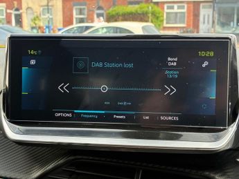 PEUGEOT E-2008 50kWh GT SUV 5dr Electric Auto (7kW Charger) (136 ps)