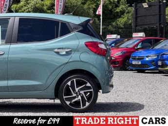 HYUNDAI I10 1.0 Premium 5dr - AUTO!
