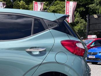 HYUNDAI I10 1.0 Premium 5dr - AUTO!