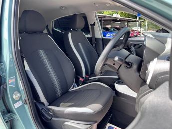 HYUNDAI I10 1.0 Premium 5dr - AUTO!