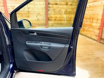 SEAT ALHAMBRA 4 Seat Auto Wheelchair Accessible Disabled Access Vehicle WAV