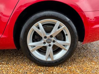 AUDI A4 2.0 TDI Sport Saloon 4dr Diesel S Tronic quattro Euro 6 (s/s) (1