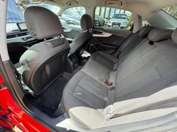 AUDI A4 2.0 TDI Sport Saloon 4dr Diesel S Tronic quattro Euro 6 (s/s) (1