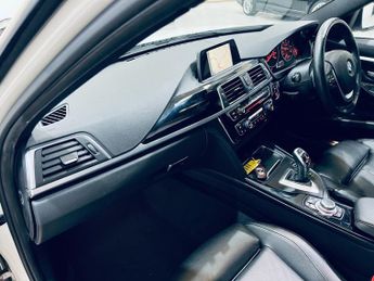 BMW 3 SERIES 2.0 320d ED Sport Touring 5dr Diesel Auto Euro 6 (s/s) (163 ps)