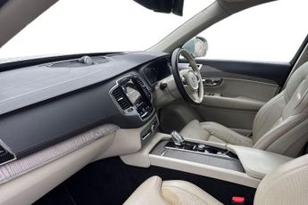 VOLVO XC90 2.0h T8 Twin Engine Recharge 11.6kWh Inscription Pro SUV 5dr Pet