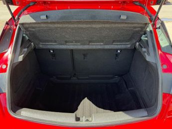 VAUXHALL ASTRA 1.4i Turbo SRi Hatchback 5dr Petrol Manual Euro 6 (150 ps)