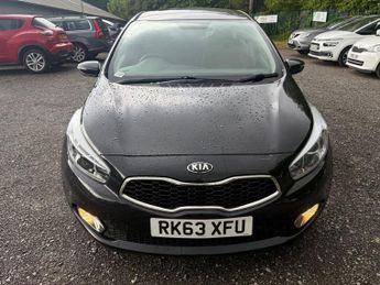 KIA CEED 1.6 CRDi 2 Hatchback 5dr Diesel Auto Euro 5 (126 bhp)