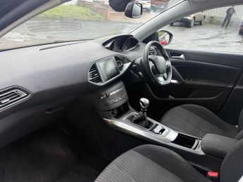 PEUGEOT 308 1.6 e-HDi Active Hatchback 5dr Diesel Manual Euro 5 (s/s) (115 p
