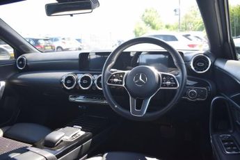 MERCEDES-BENZ A-CLASS 1.3 A200 Sport Hatchback 5dr Petrol 7G-DCT Euro 6 (s/s) (163 ps)