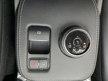 FORD MUSTANG MACH-E Standard Range 70kWh SUV 5dr Electric Automatic (269 ps)