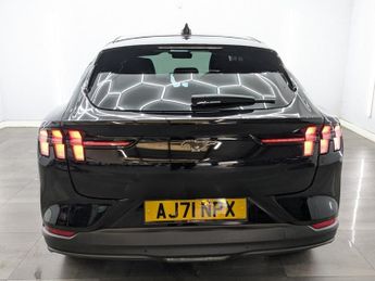 FORD MUSTANG MACH-E Standard Range 70kWh SUV 5dr Electric Automatic (269 ps)