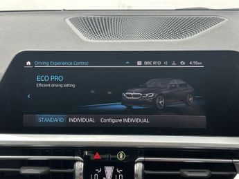 BMW 3 SERIES 2.0 320i M Sport Saloon 4dr Petrol Auto Euro 6 (s/s) (184 ps)