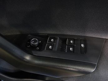 VOLKSWAGEN TAIGO 1.5 TSI R-Line SUV 5dr Petrol DSG Euro 6 (s/s) (150 ps)
