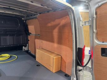 MERCEDES-BENZ EVITO 116 e 66kWh Premium Panel Van 6dr Electric Auto FWD L2 (LWB) (11