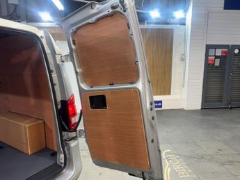 MERCEDES-BENZ EVITO 116 e 66kWh Premium Panel Van 6dr Electric Auto FWD L2 (LWB) (11
