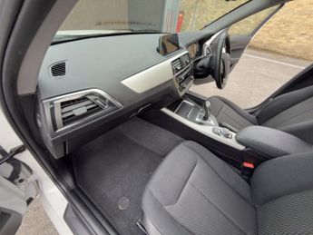 BMW 1 SERIES 1.5 118i GPF SE Hatchback 5dr Petrol Auto Euro 6 (s/s) (136 ps)