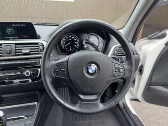 BMW 1 SERIES 1.5 118i GPF SE Hatchback 5dr Petrol Auto Euro 6 (s/s) (136 ps)